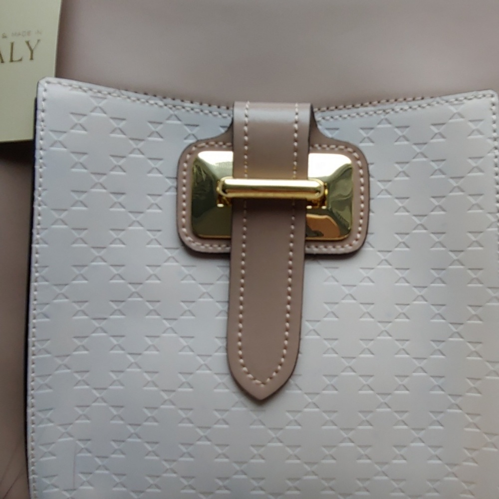 Purse - Picture 3 of 7